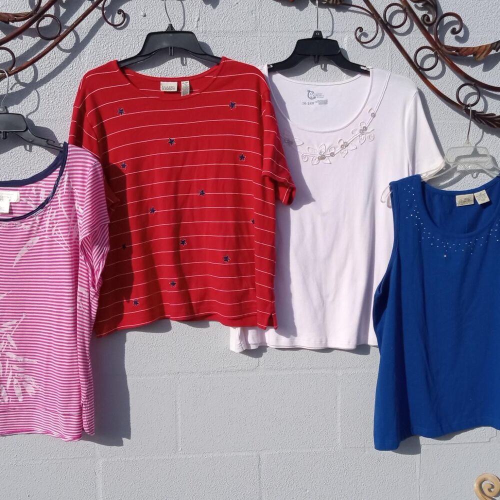 4 Ladies 1x Tops Red and Blue Blouse